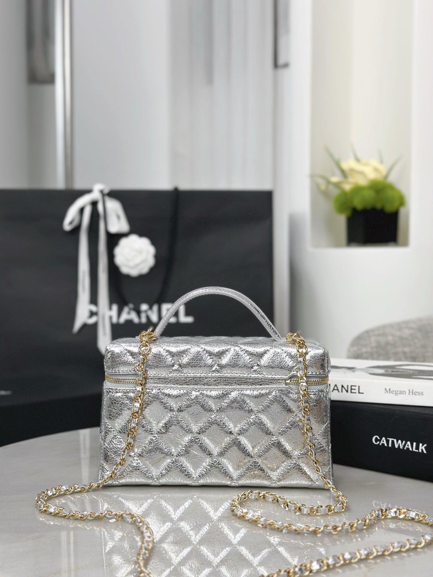 Chan NEW 26X LP lunch box bag