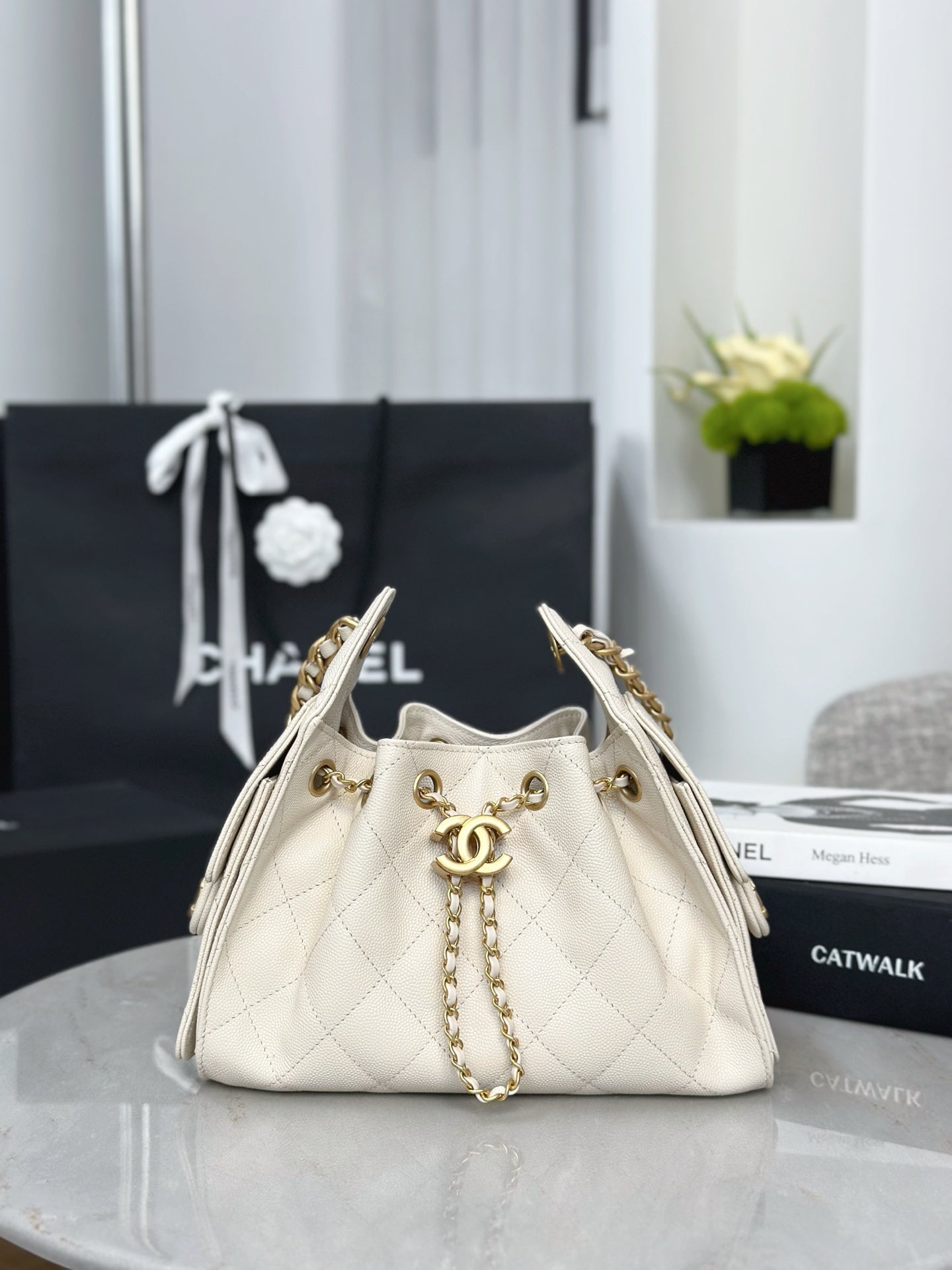 Chan NEW 26C hobo bag