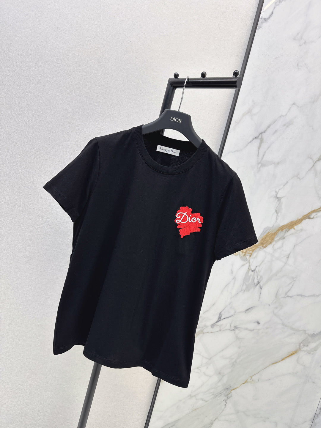 CD NEW heart print t-shirt
