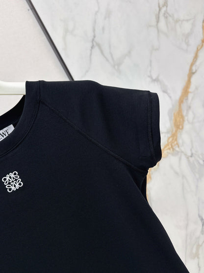 Loe NEW embroidered T-shirt