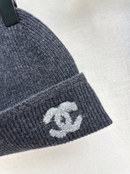 Chan NEW cashmere hat
