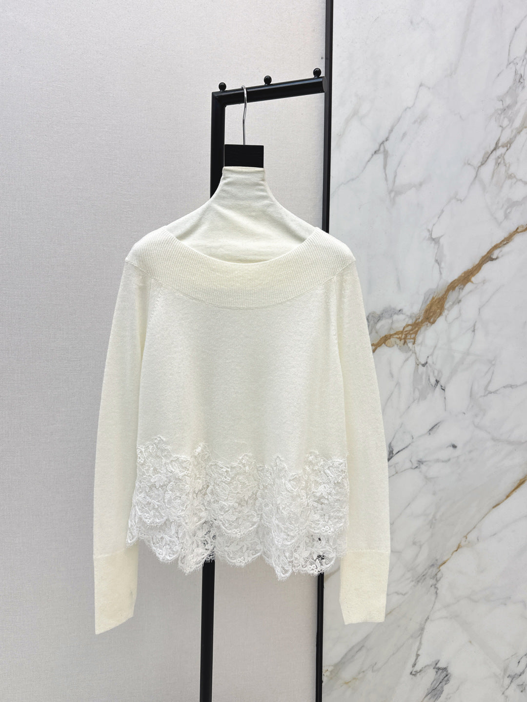 Es NEW embroidery lace sweater