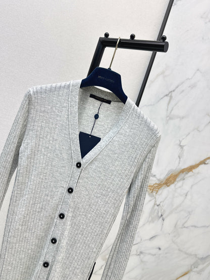 Louis NEW v-neck cardigan