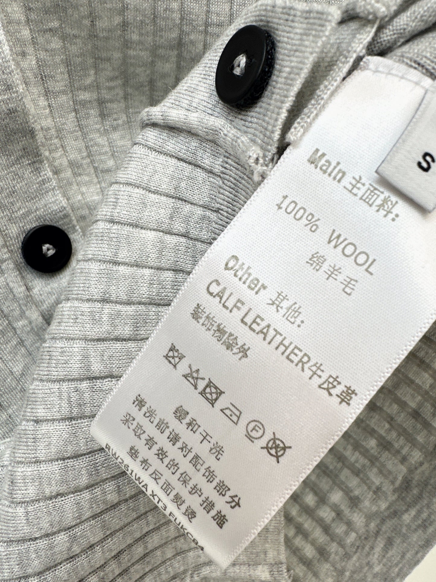 Louis NEW v-neck cardigan