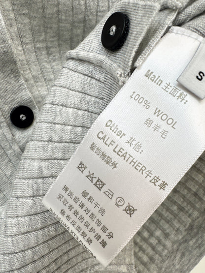 Louis NEW v-neck cardigan