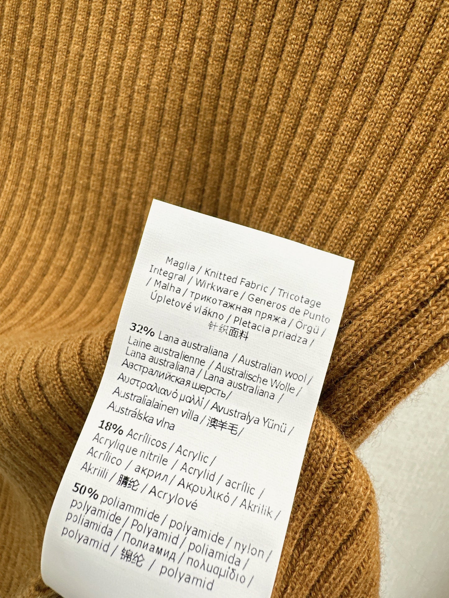 Max NEW high-neck short sleeve knitwear