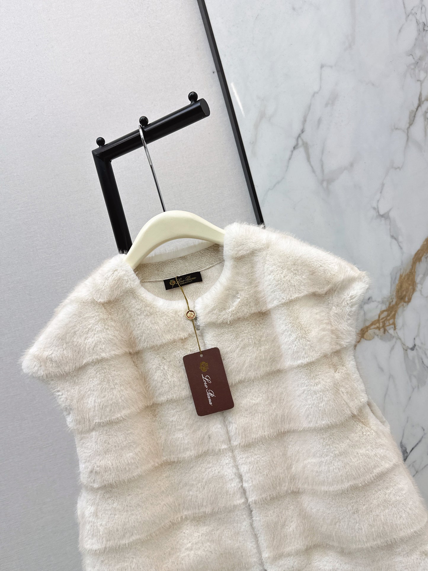 Loro NEW fur vest jacket