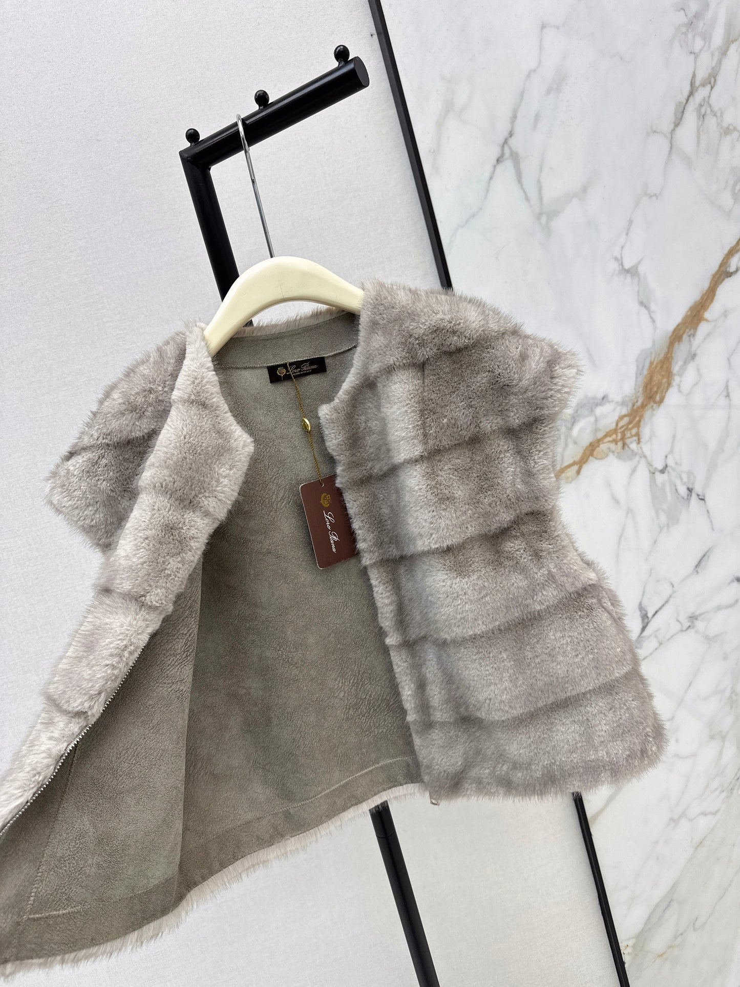 Loro NEW fur vest jacket