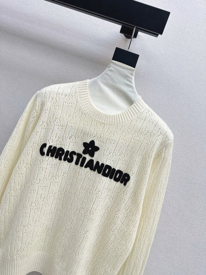 CD NEW embroidery sweater