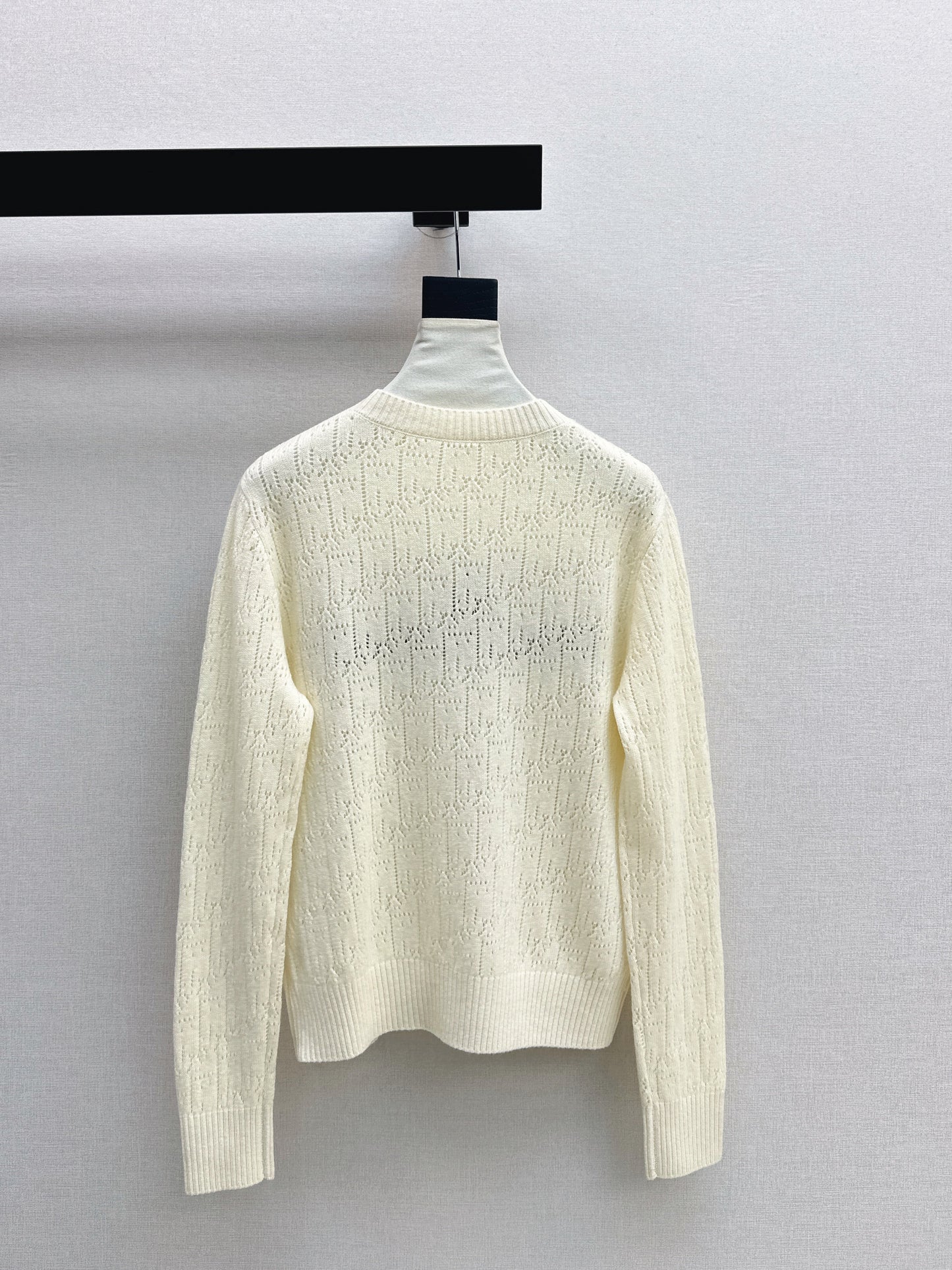 CD NEW embroidery sweater