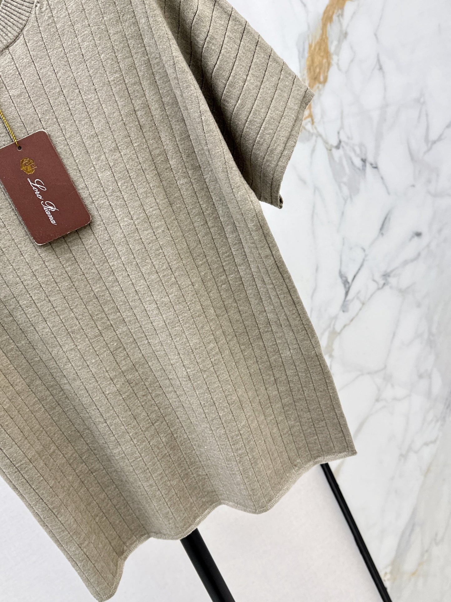 Loro NEW dropped-shoulder short-sleeved sweater