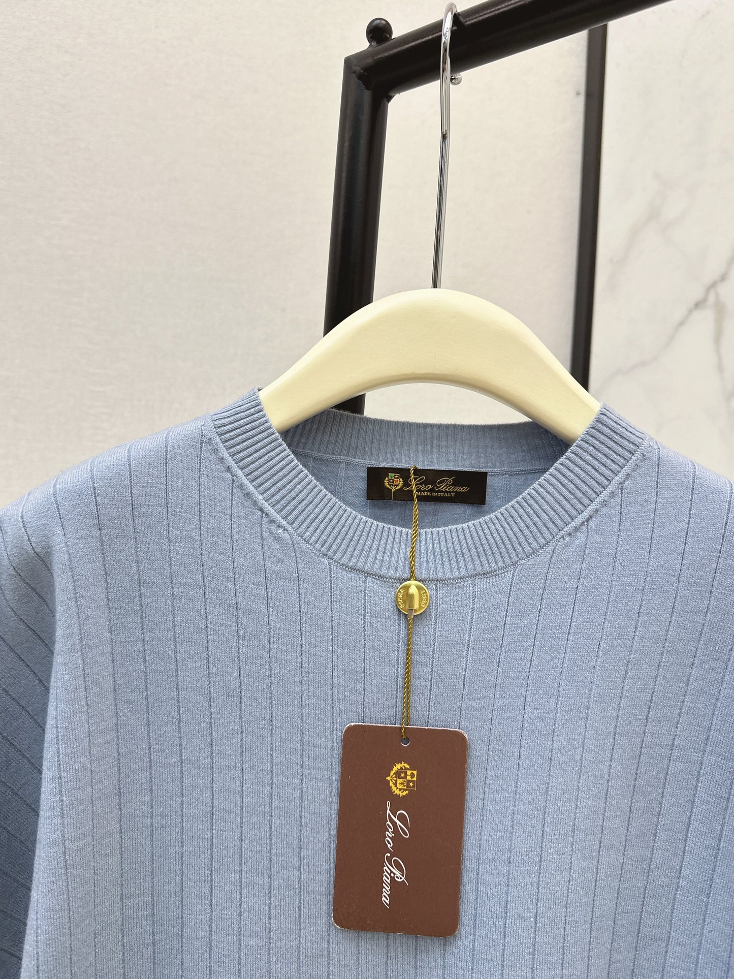 Loro NEW dropped-shoulder short-sleeved sweater