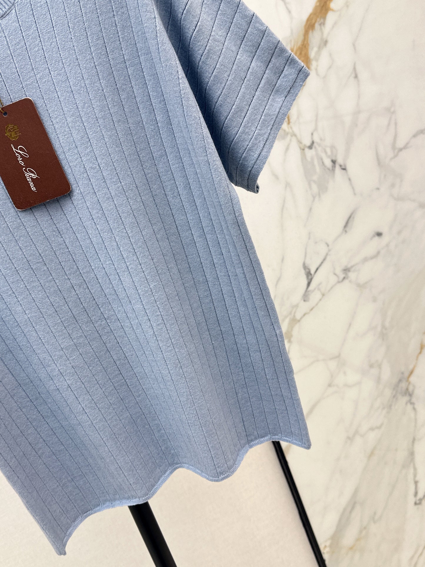 Loro NEW dropped-shoulder short-sleeved sweater