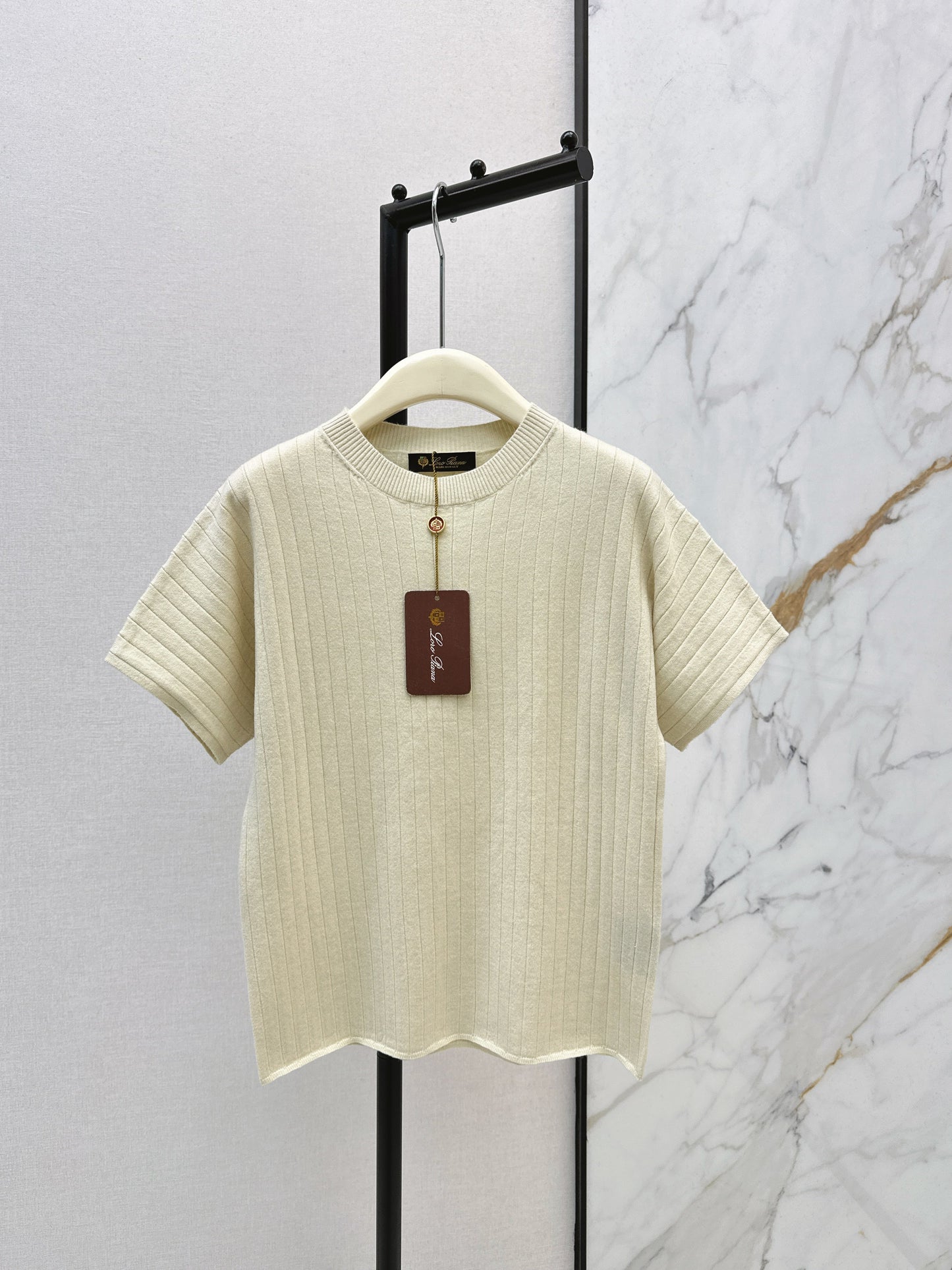 Loro NEW dropped-shoulder short-sleeved sweater