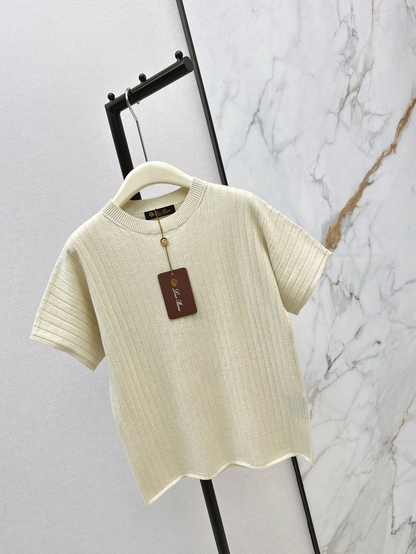 Loro NEW dropped-shoulder short-sleeved sweater