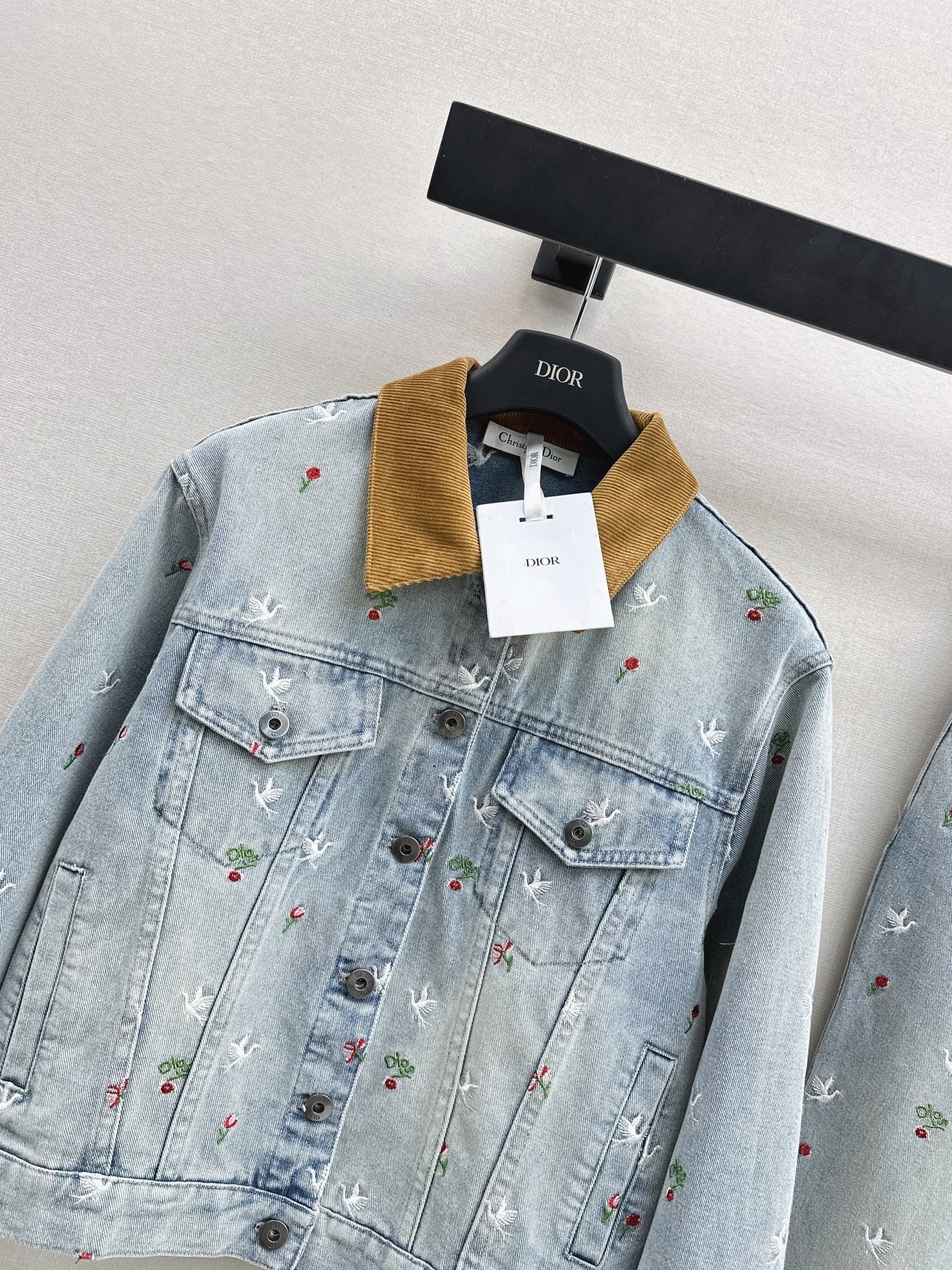 CD NEW embroidery denim jacket