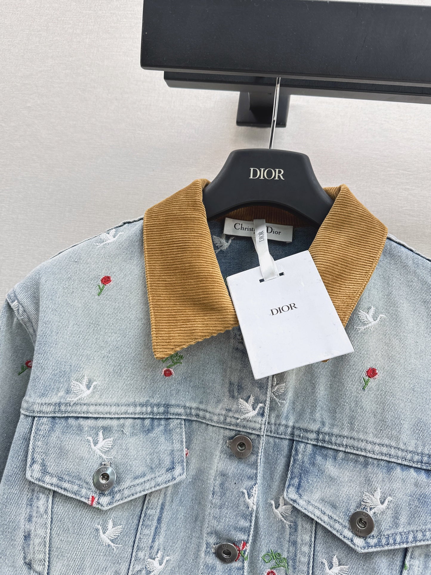 CD NEW embroidery denim jacket