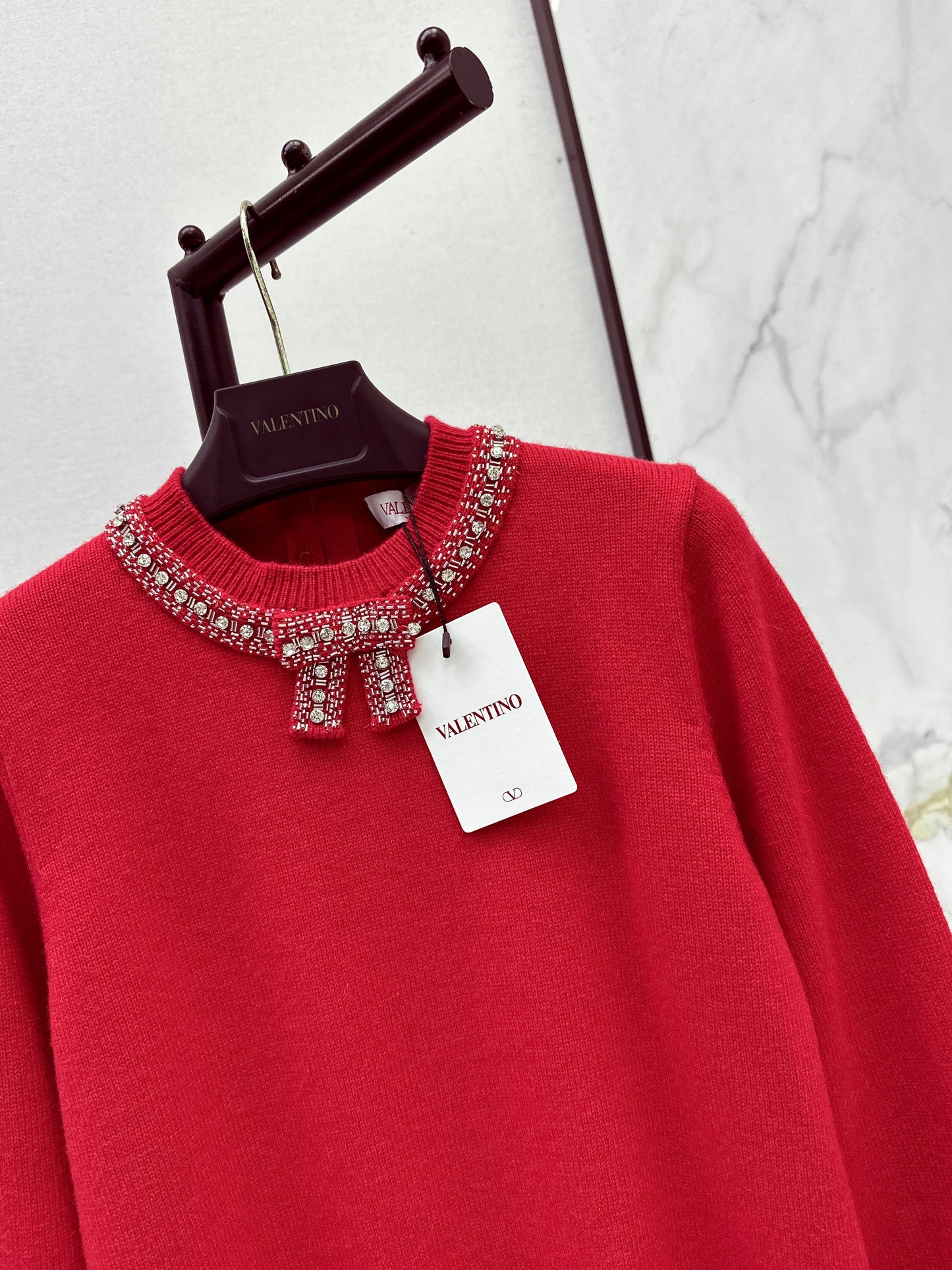 Valen NEW bow rhinestone sweater