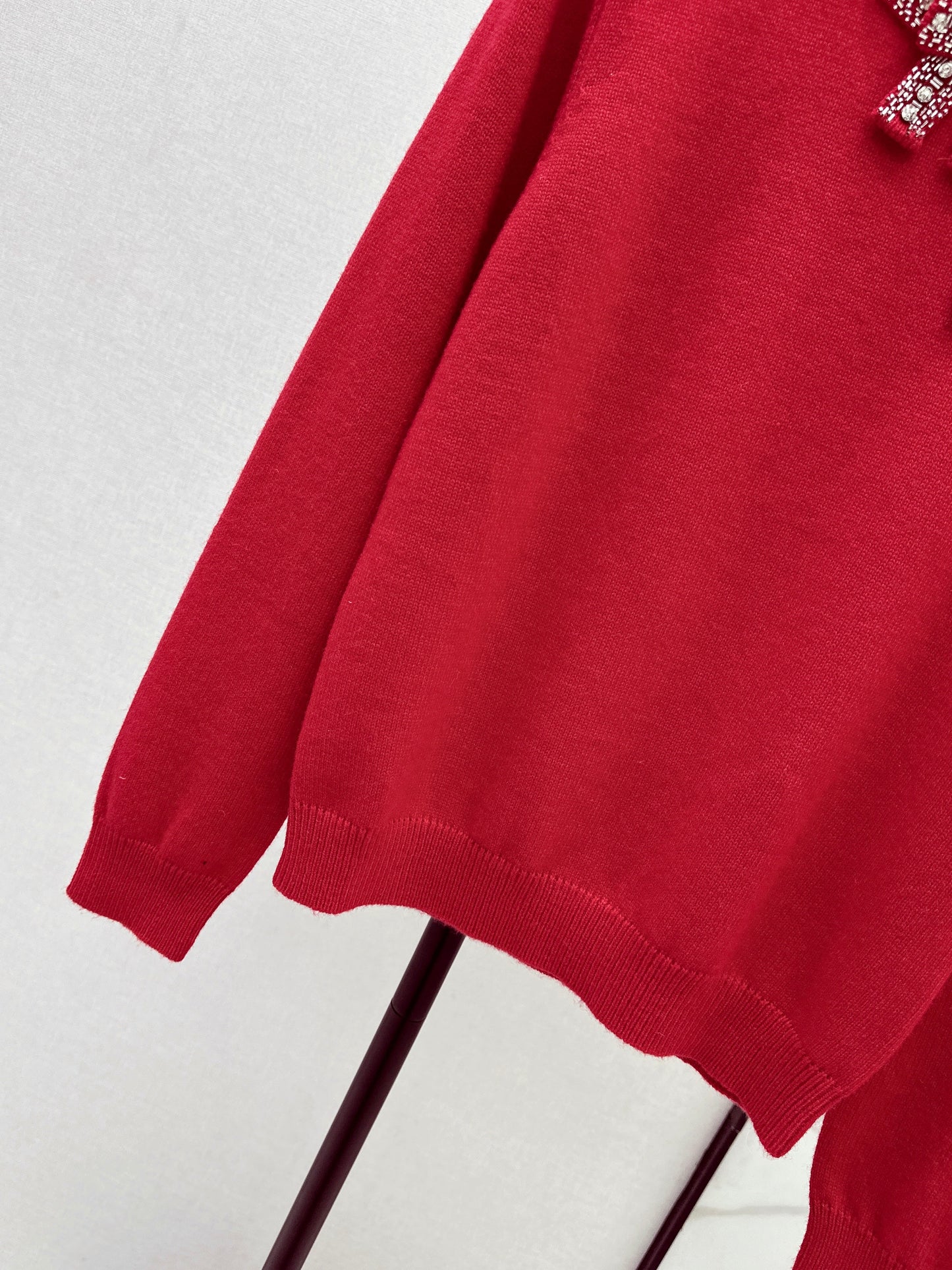 Valen NEW bow rhinestone sweater