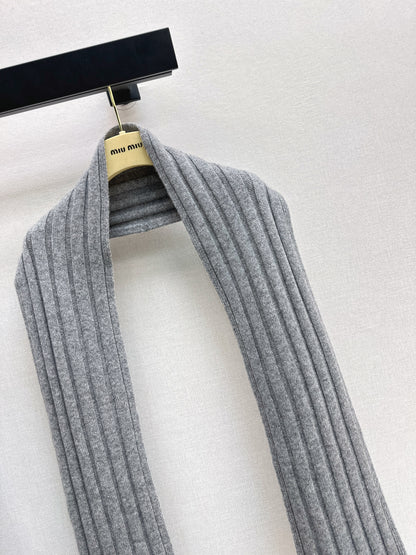 Miu NEW wool scarf