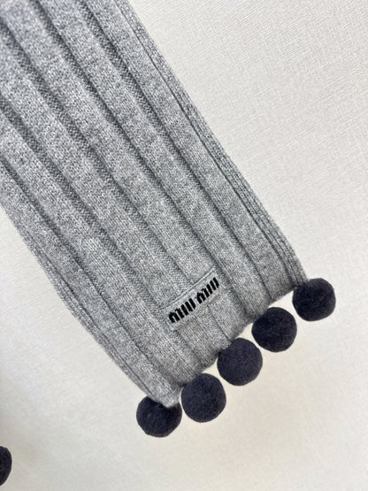 Miu NEW wool scarf