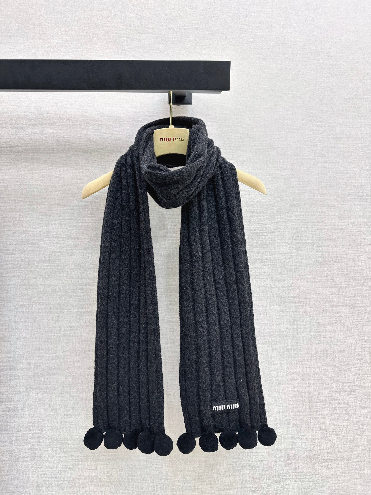 Miu NEW wool scarf