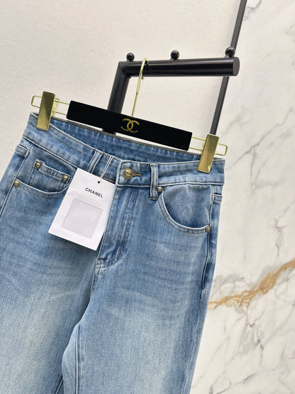 Chan NEW flared jeans