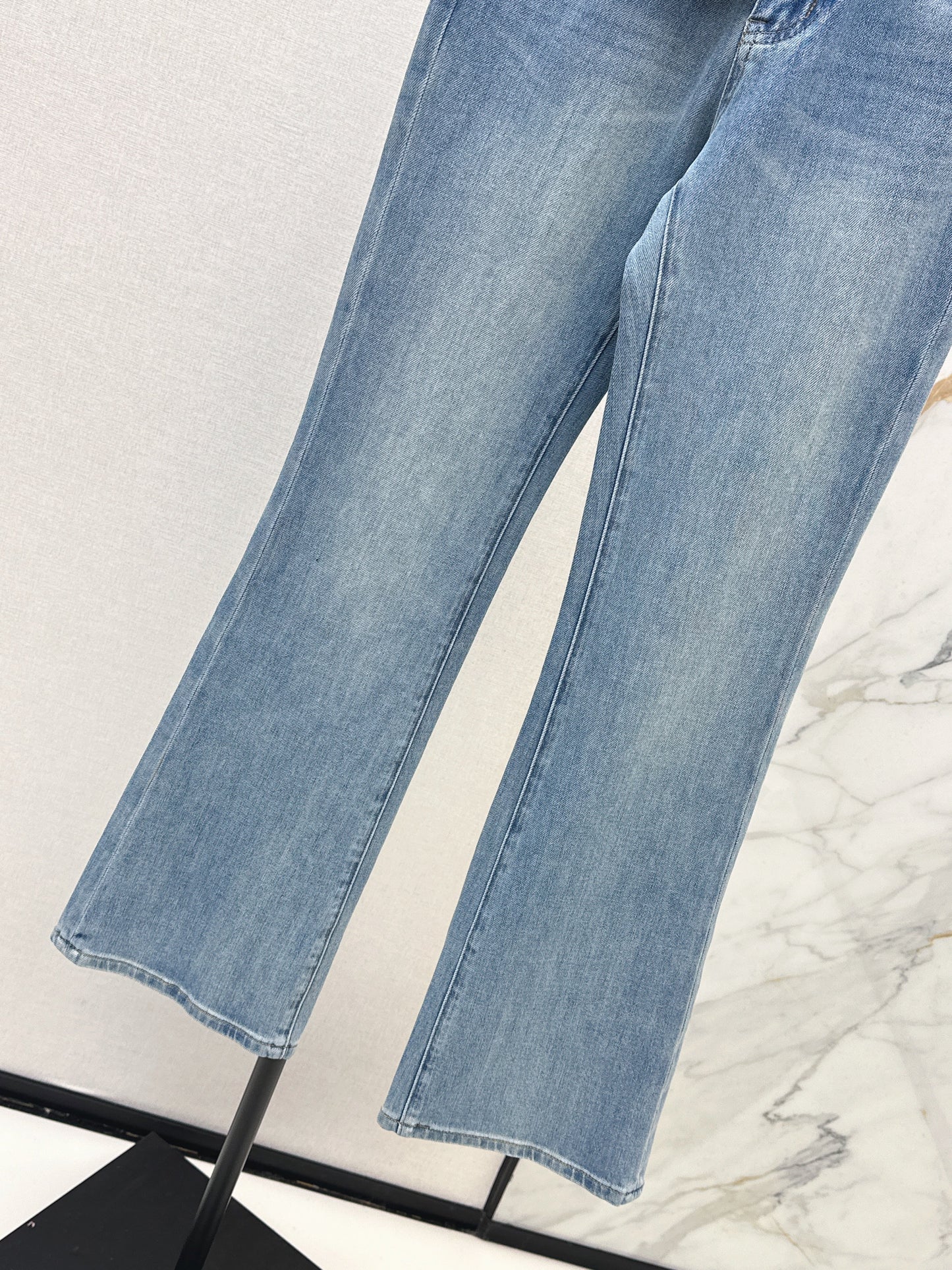 Chan NEW flared jeans