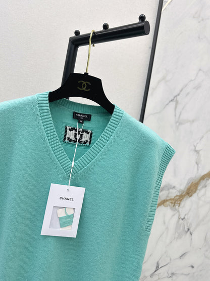 Chan NEW knitted vest