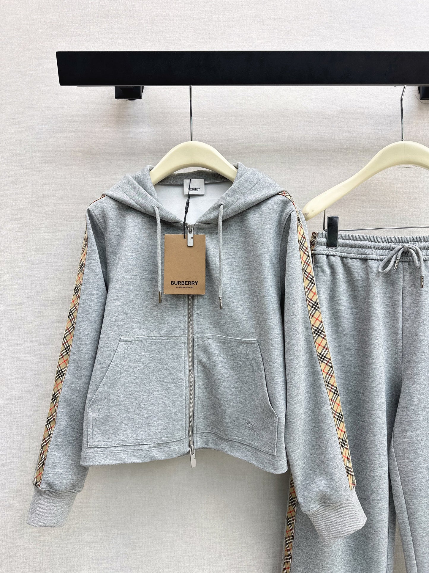 Bur NEW causal tracksuit