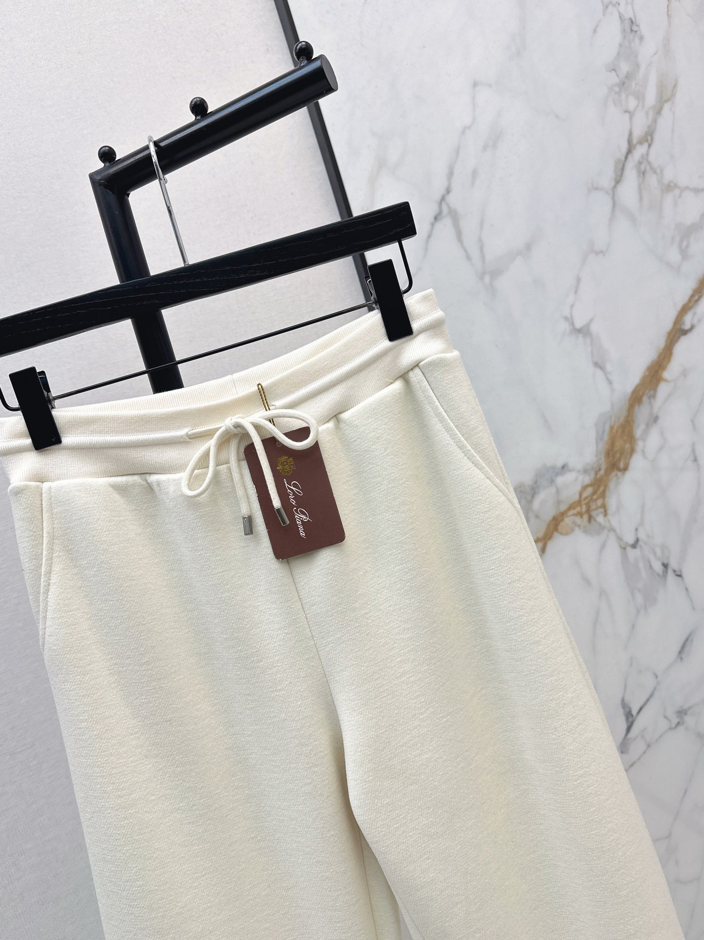 Loro NEW causal pants