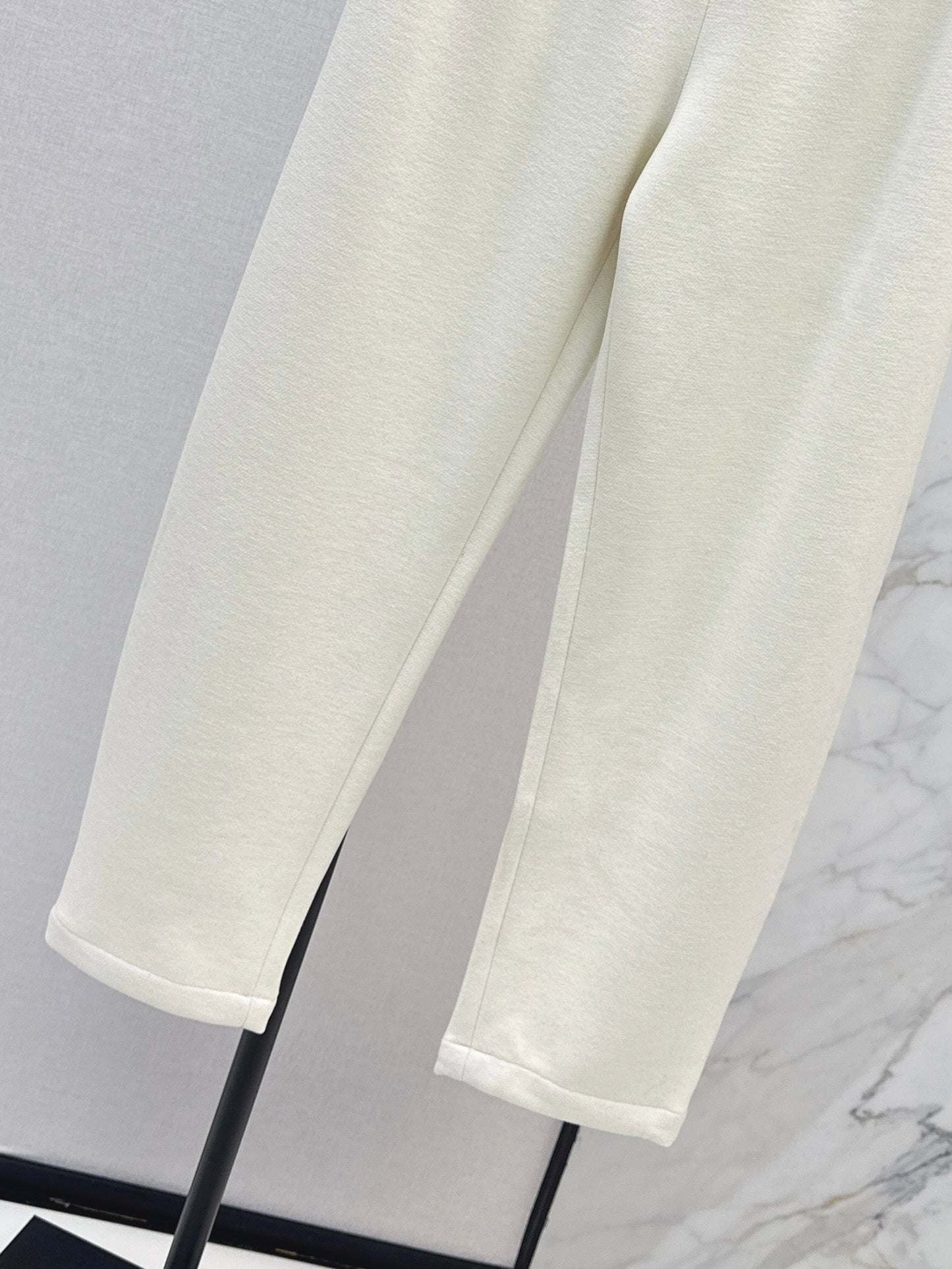 Loro NEW causal pants