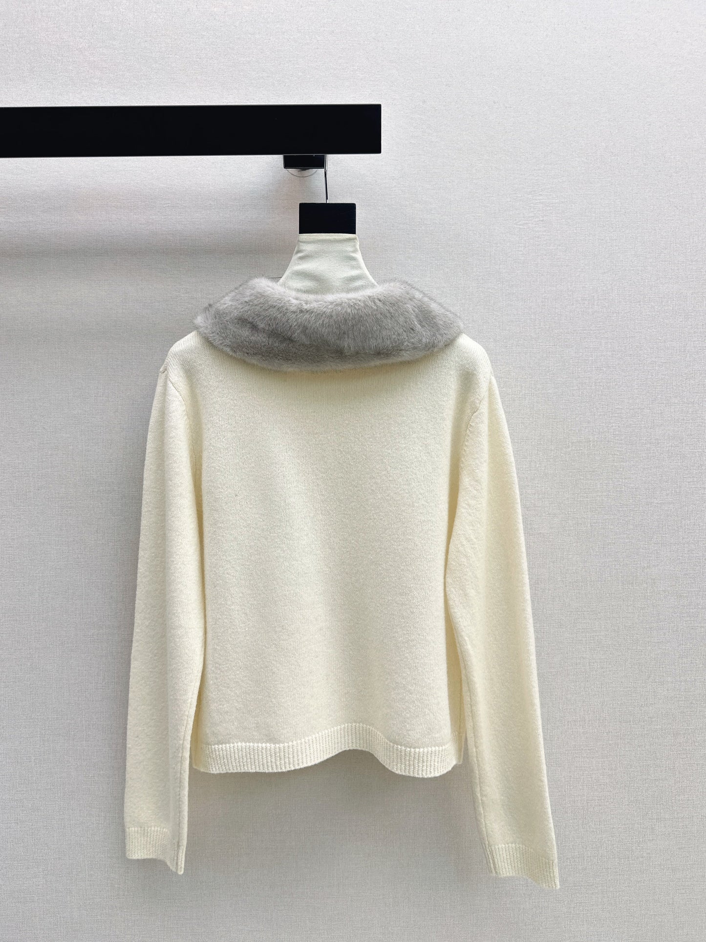 Miu NEW wool cardigan