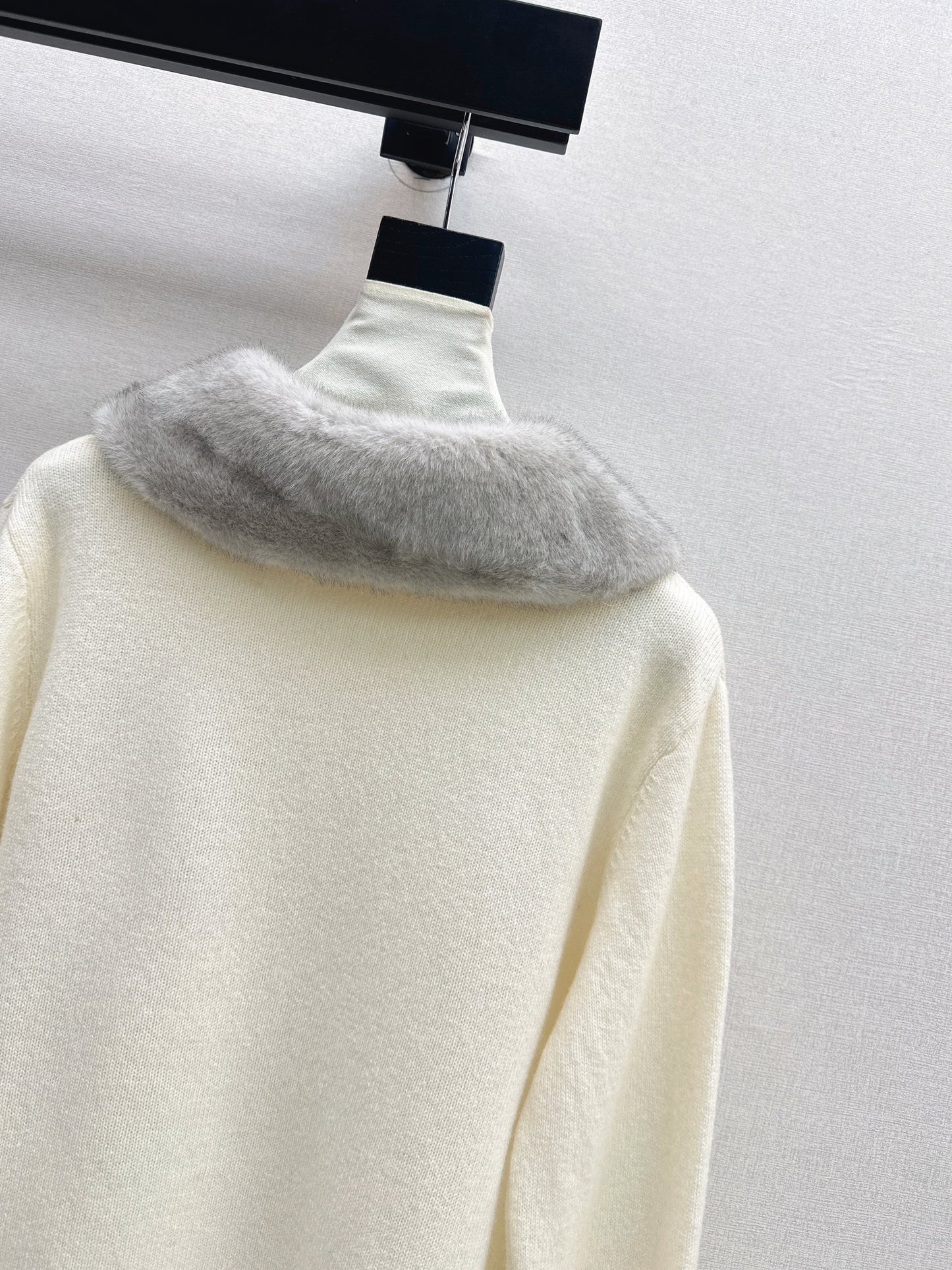 Miu NEW wool cardigan