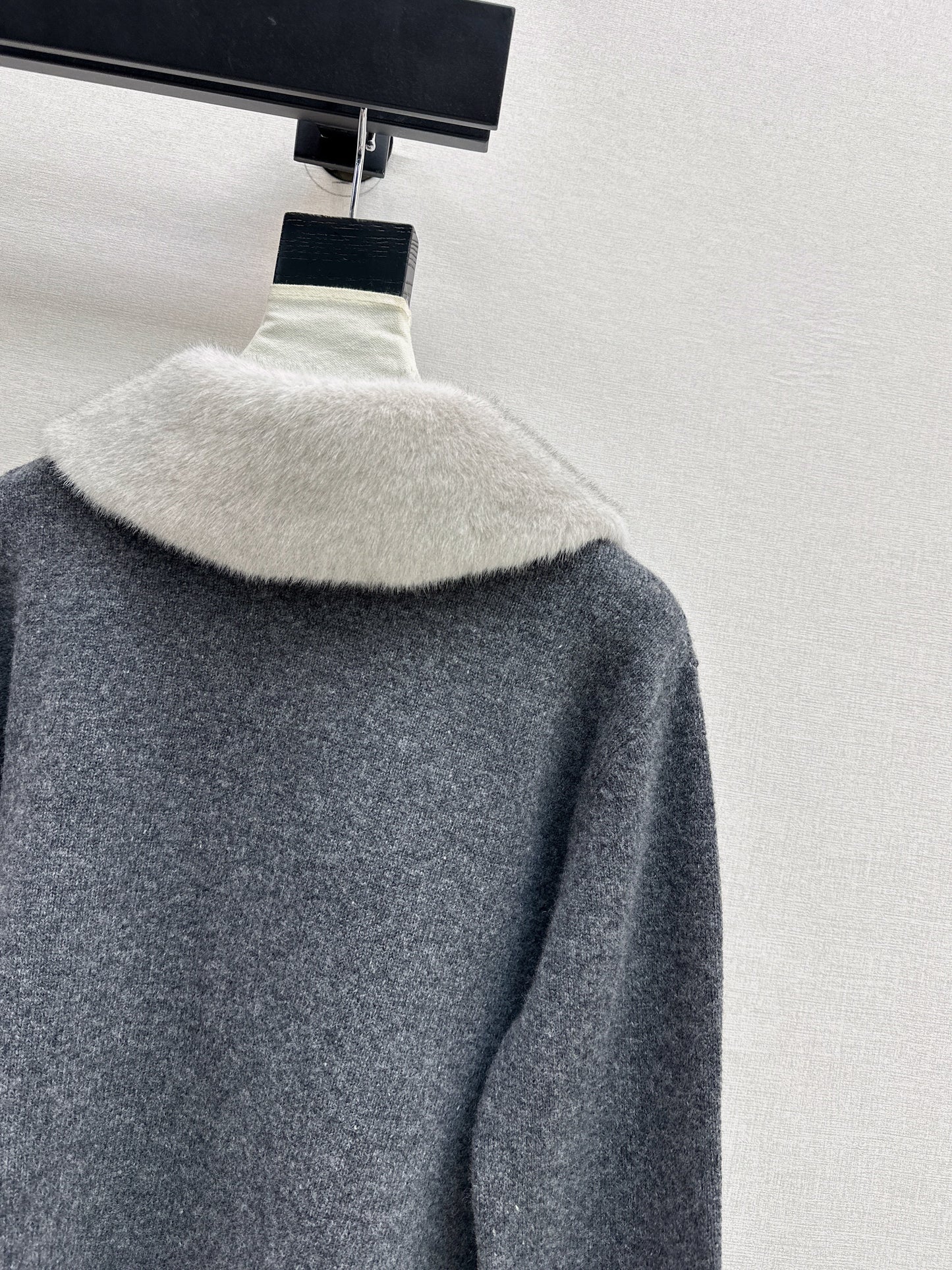 Miu NEW wool cardigan