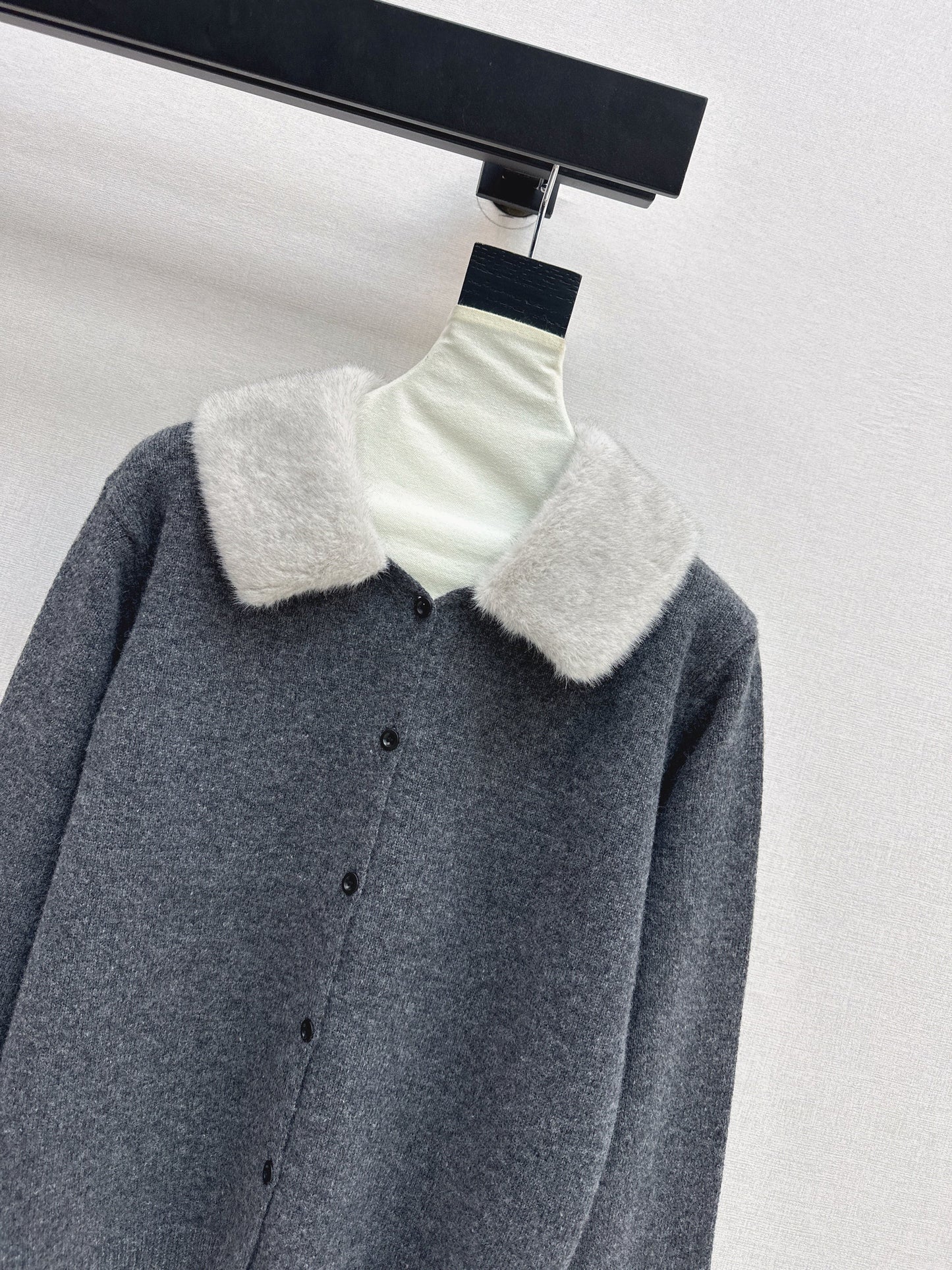 Miu NEW wool cardigan