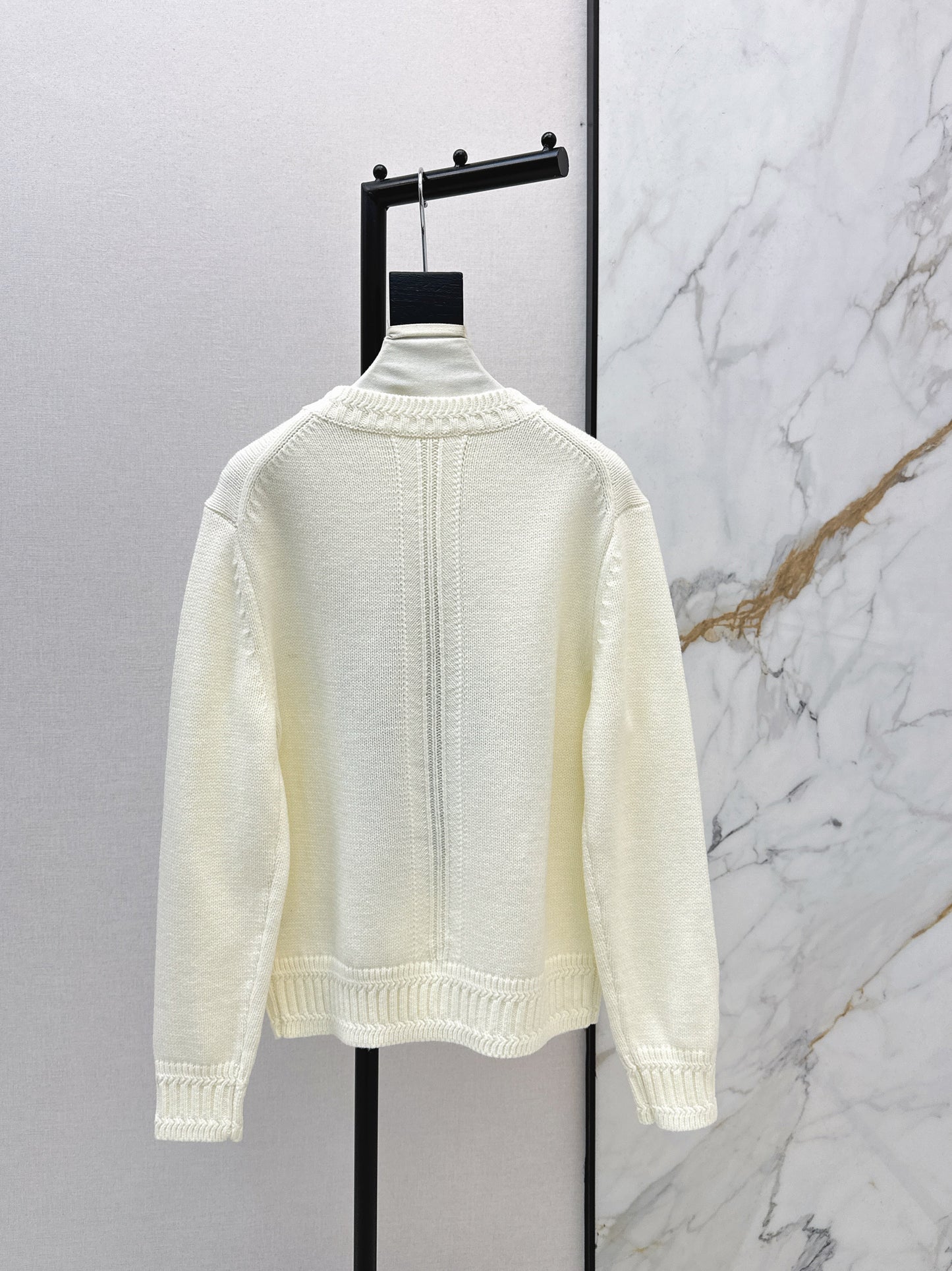 Ral NEW embroidery sweater