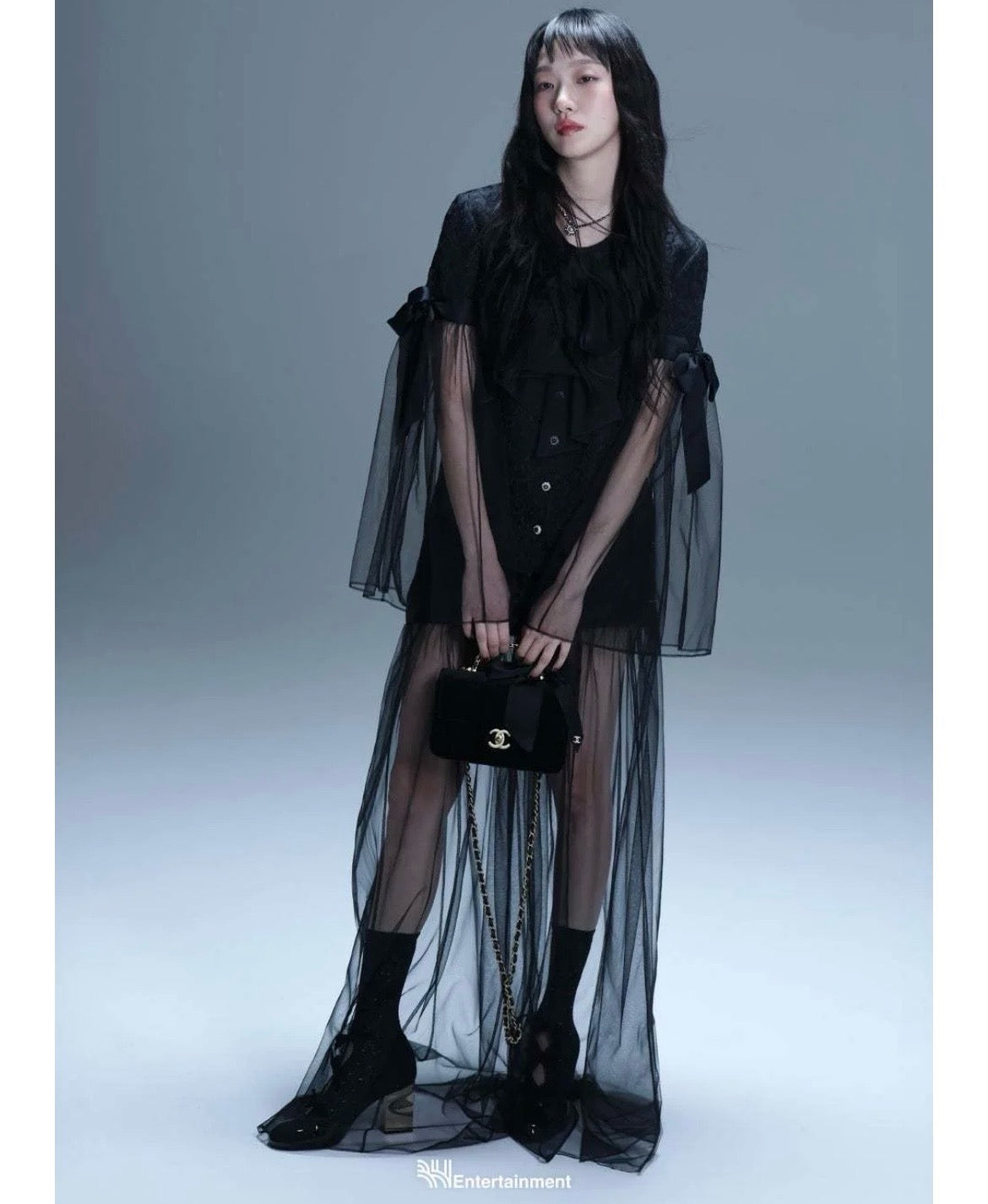 Chan NEW 25K bow chain shoulder bag