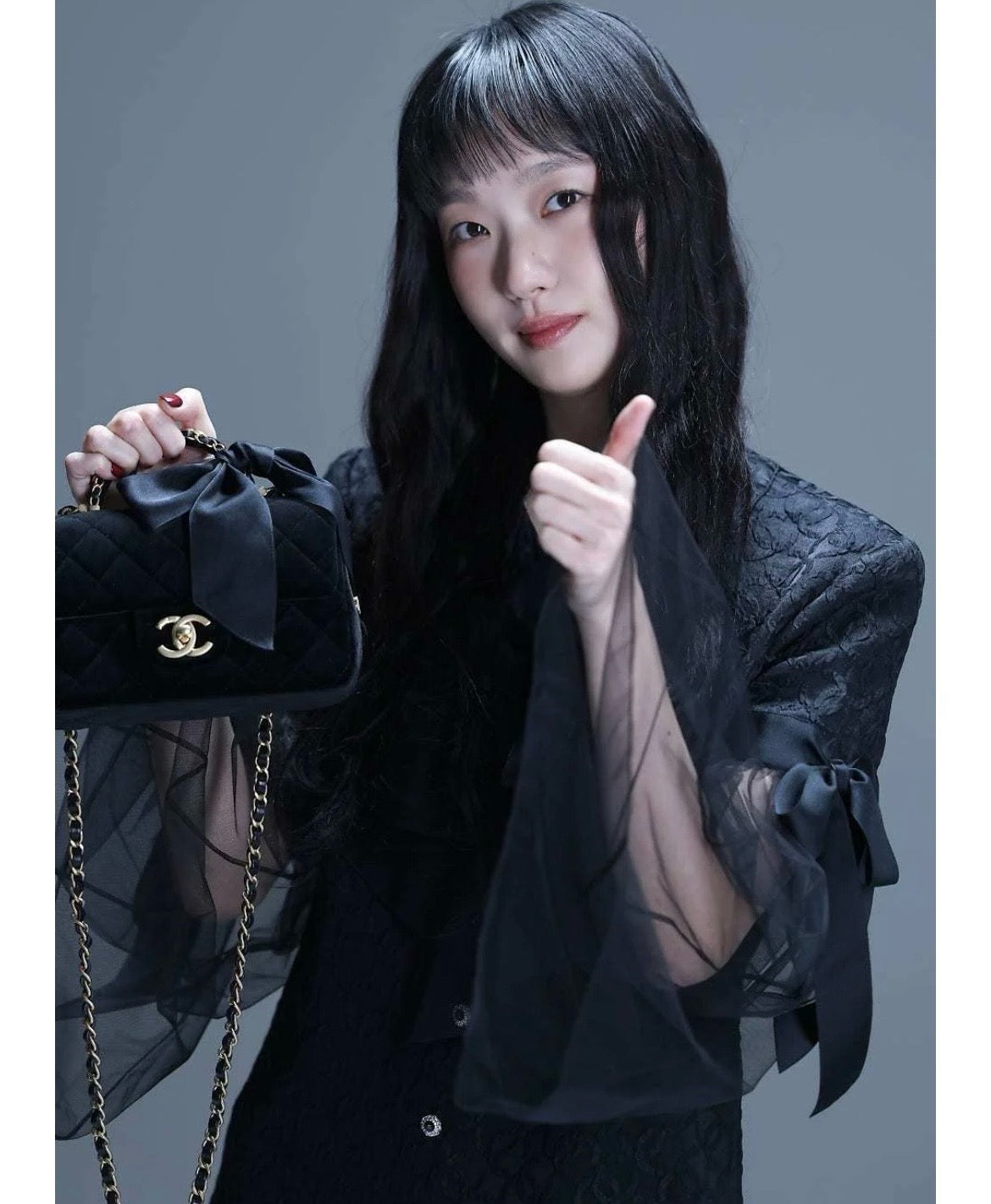 Chan NEW 25K bow chain shoulder bag