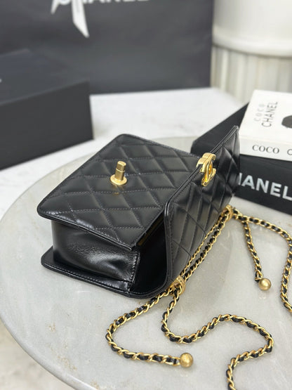 Chan NEW 25S chain shoulder bag