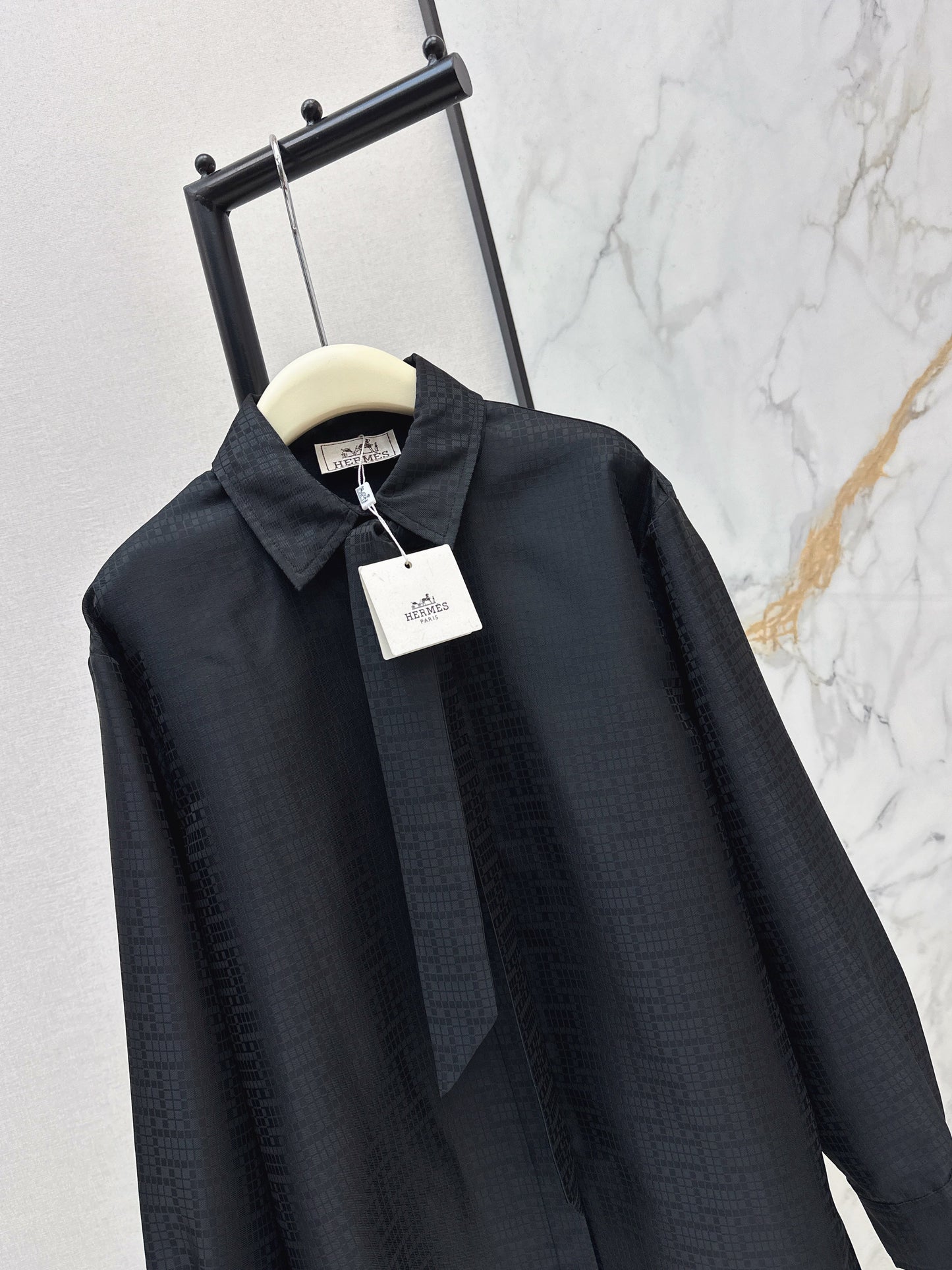 Herm NEW jacquard streamer shirts