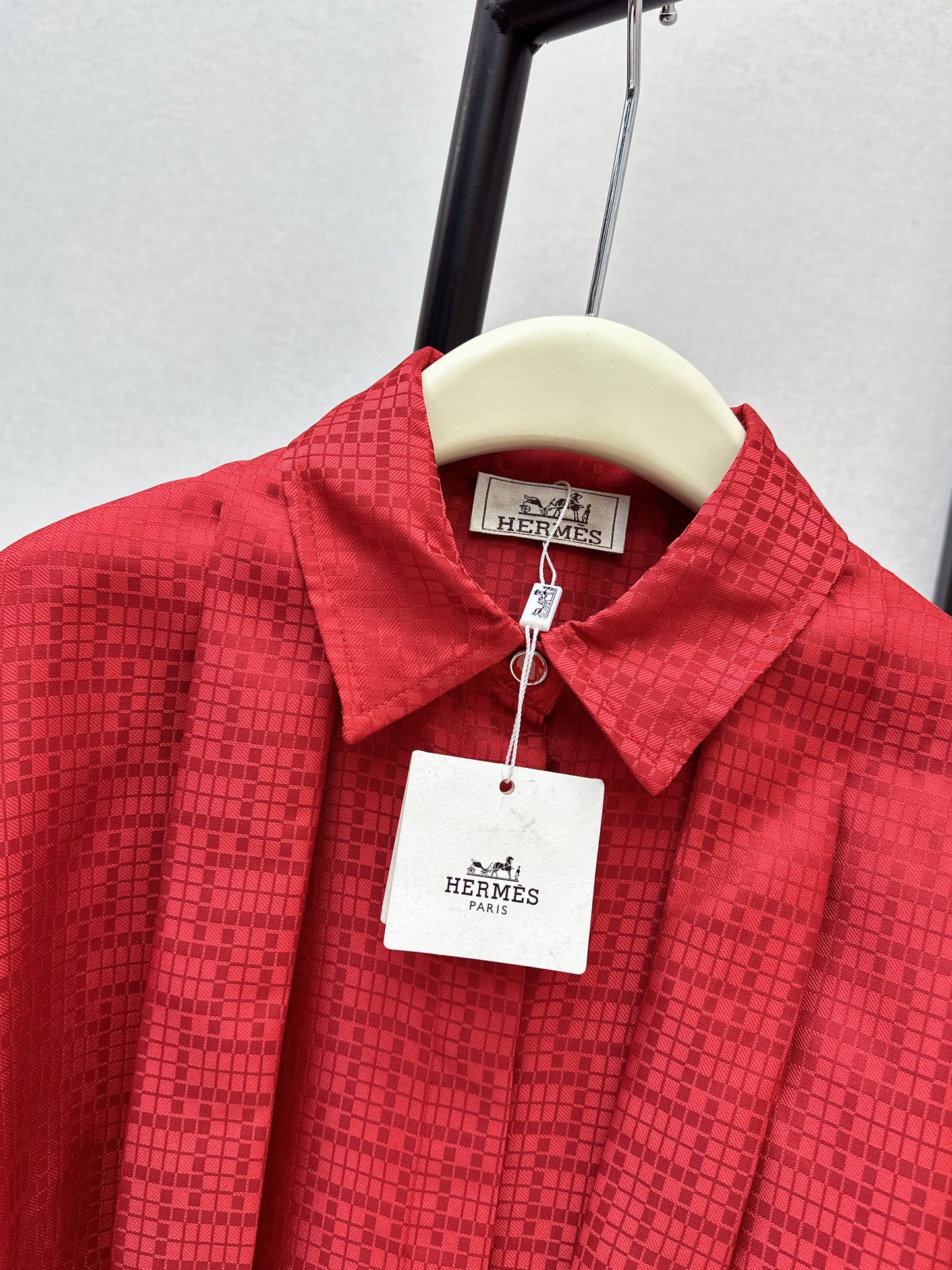 Herm NEW jacquard streamer shirts