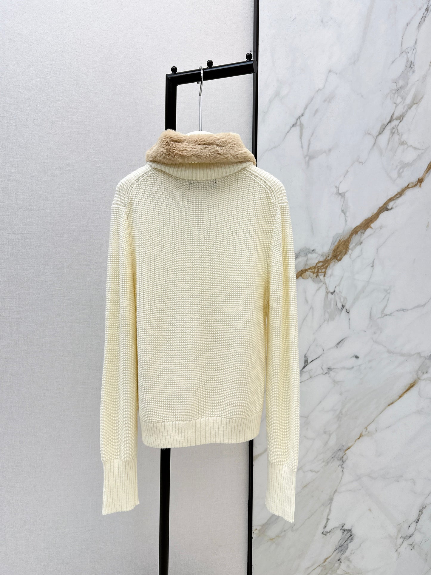 Loro NEW knitted cardigan