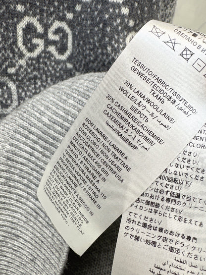 Guc NEW  high neck gradient pullover sweater