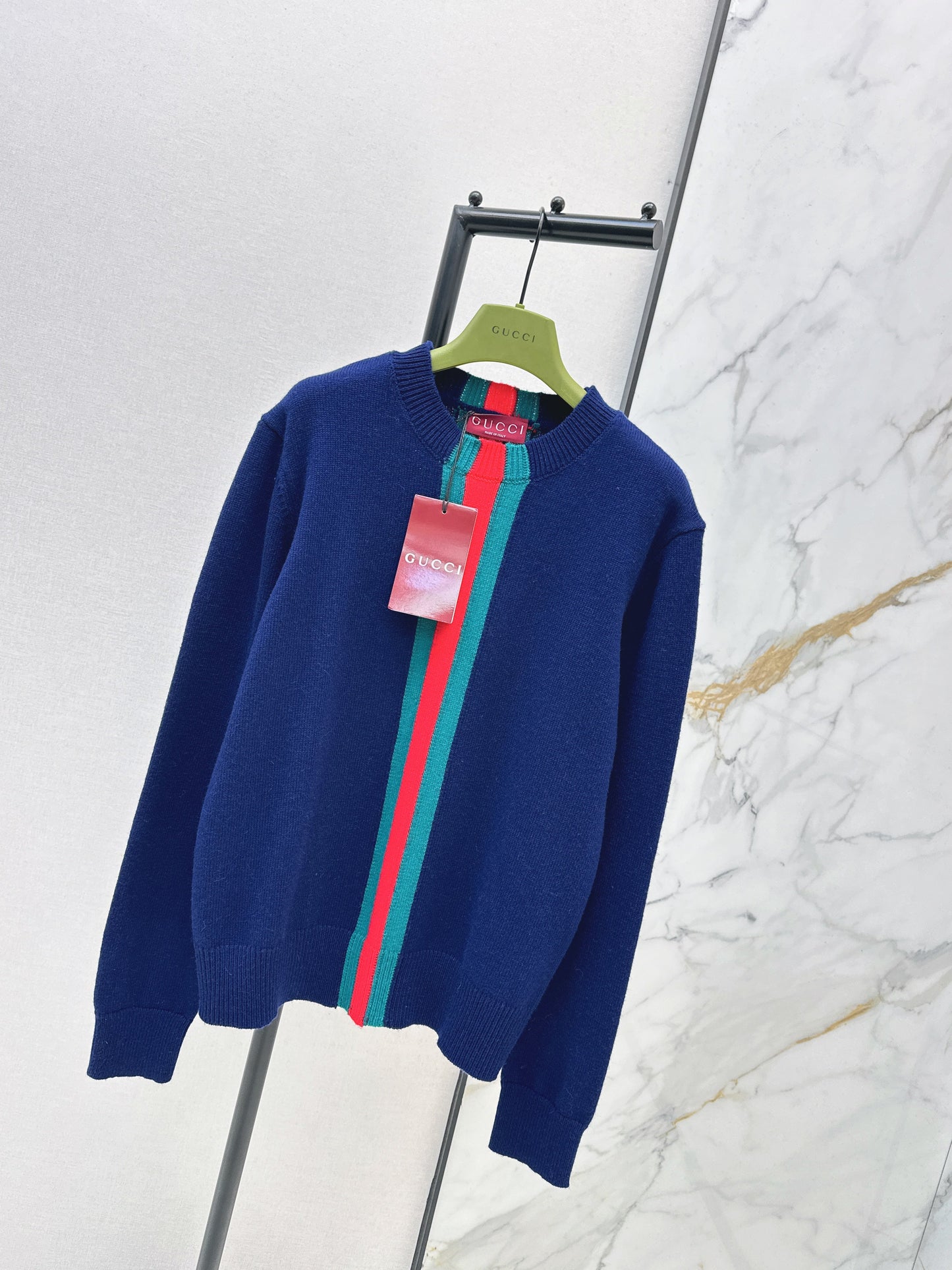 Guc NEW cashmere pullover sweater