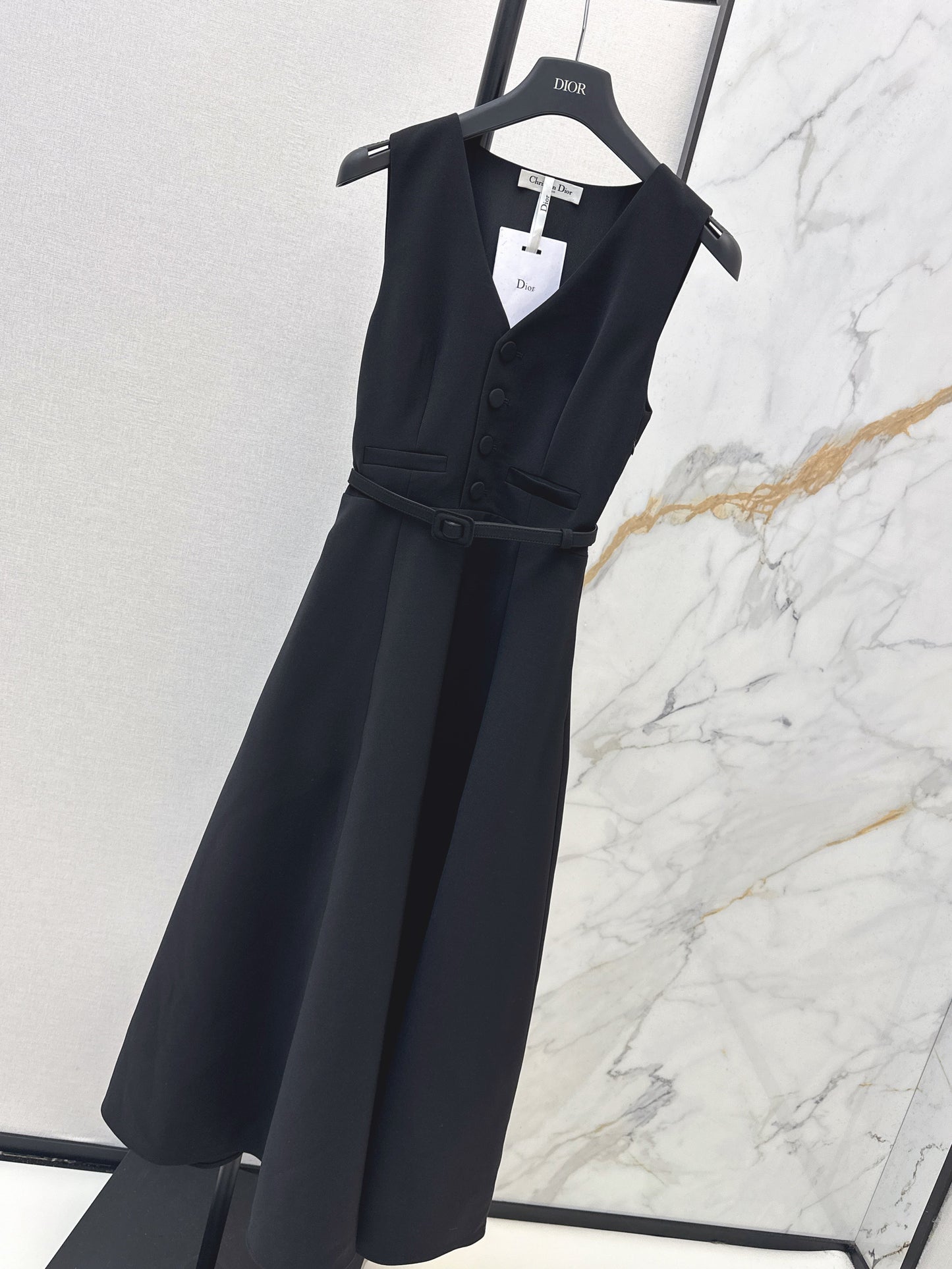 CD NEW sleeveless back-bow cocktail dress