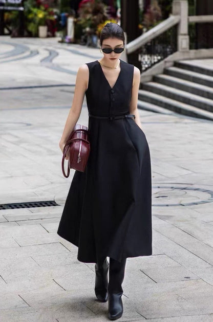 CD NEW sleeveless back-bow cocktail dress