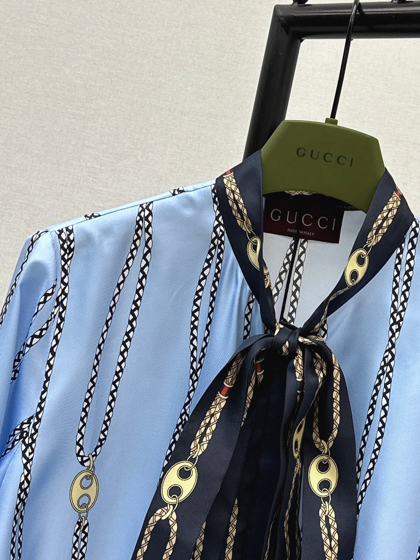 Guc NEW straps silk shirts