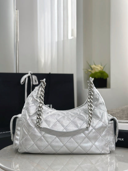 Chan NEW 25C hobo bag