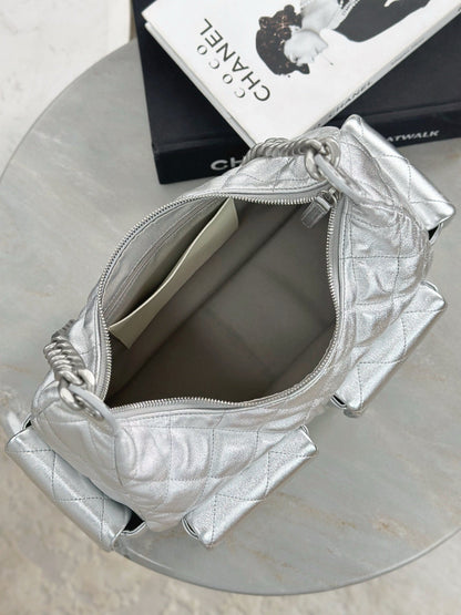 Chan NEW 25C hobo bag